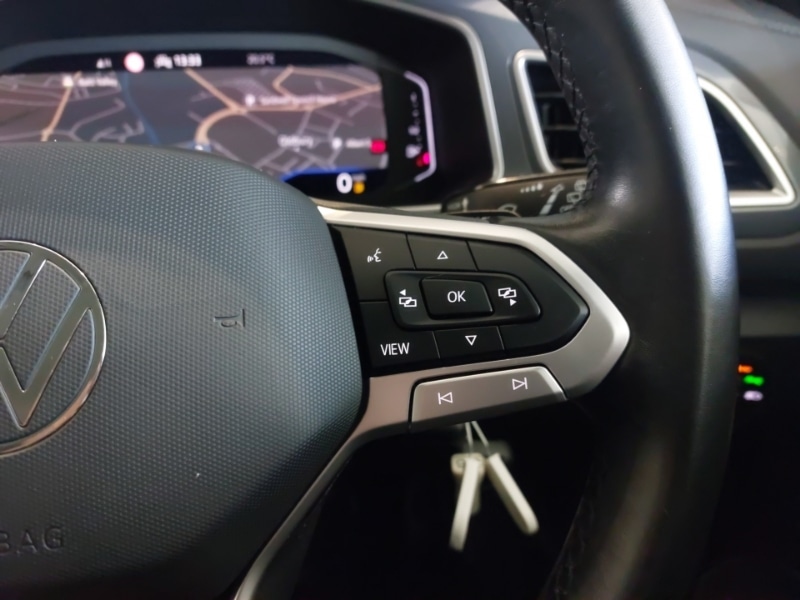 Used Volkswagen T-Roc 2022 for sale - 76906545: Photo 11