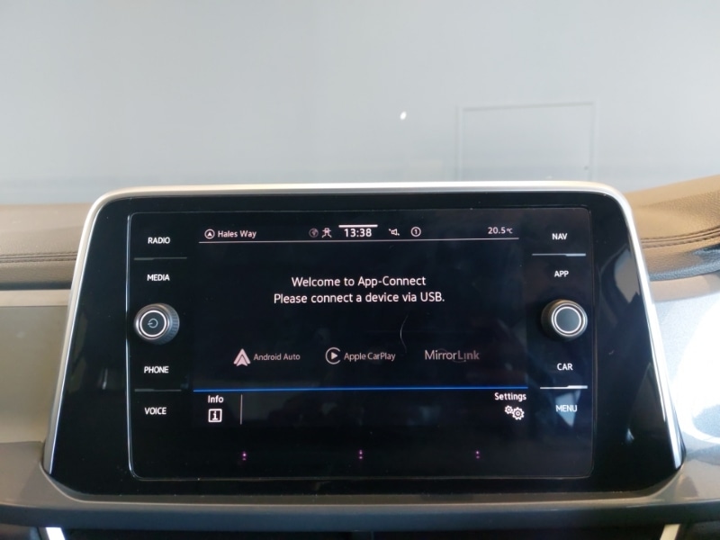 Used Volkswagen T-Roc 2022 for sale - 76906545: Photo 14