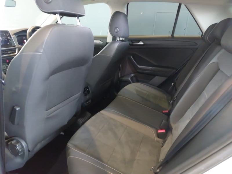 Used Volkswagen T-Roc 2022 for sale - 76906545: Photo 6