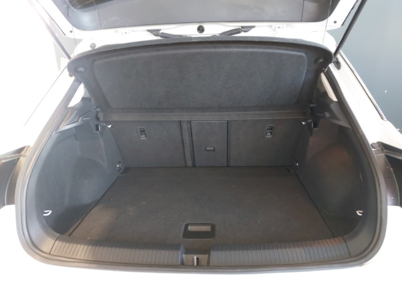 Used Volkswagen T-Roc 2022 for sale - 76906545: Photo 8