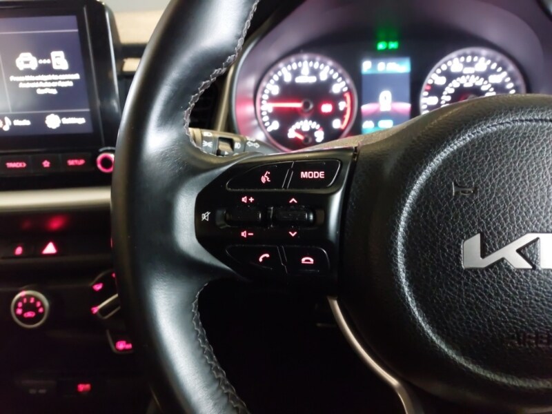 Used Kia Stonic 2023 for sale - 77299665: Photo 10