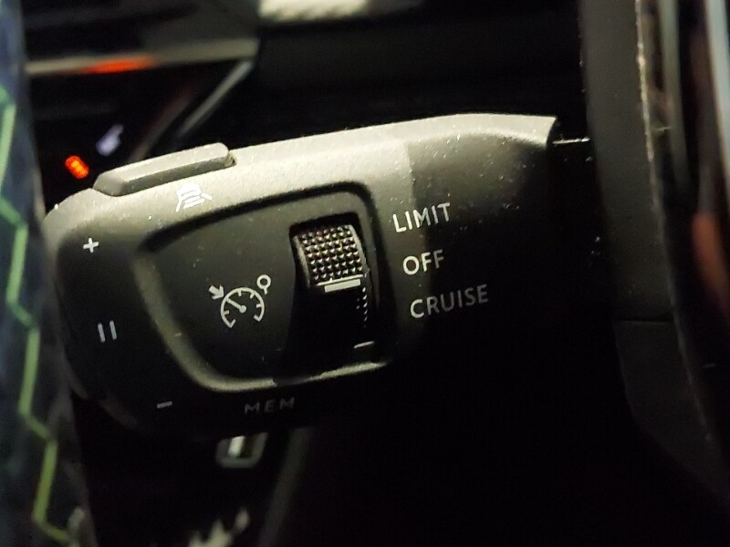 Used Peugeot 2008 2022 for sale - 77418688: Photo 18