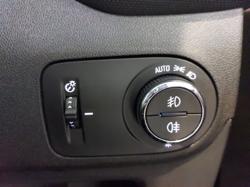 Used Vauxhall Crossland 2022 for sale - 76958930: Photo 19