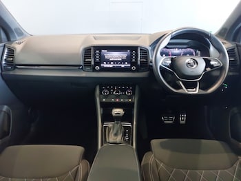 Used Skoda Karoq 2024 for sale - 76120898: Photo