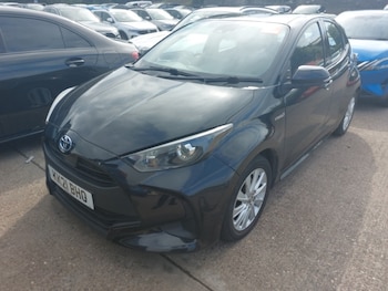 Used Toyota Yaris 2021 for sale - 78475205: Photo