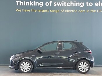 Used Toyota Yaris 2021 for sale - 78475205: Photo