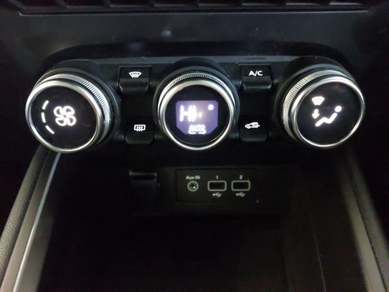 Used Renault Clio 2023 for sale - 77623386: Photo 16