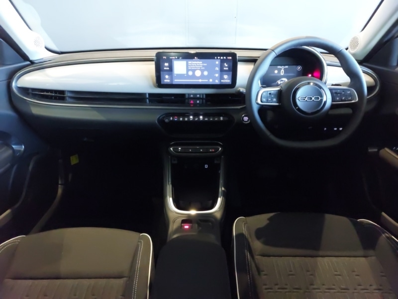 Used Fiat 600 2025 for sale - 76609958: Photo 2