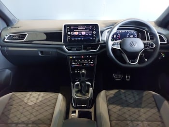 Used Volkswagen T-Roc 2023 for sale - 79372905: Photo