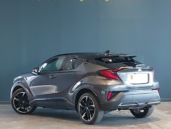Used Toyota C-HR 2023 for sale - 79489526: Photo