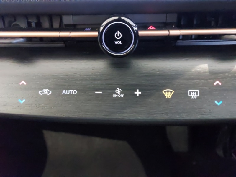 Used Nissan ARIYA 2025 for sale - 77252163: Photo 19