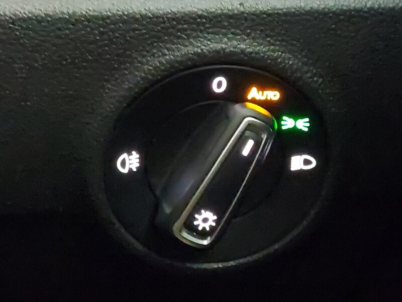 Used Volkswagen T-Roc 2018 for sale - 77907348: Photo 18