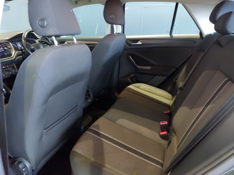 Used Volkswagen T-Roc 2018 for sale - 77907348: Photo 6