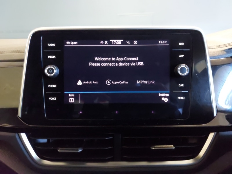 Used Volkswagen T-Roc 2022 for sale - 76431637: Photo 14