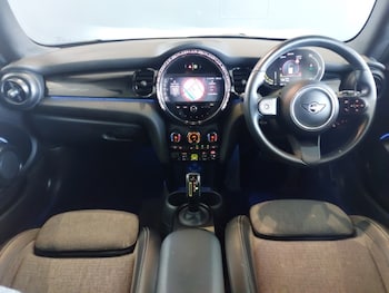 Used MINI Hatch 2023 for sale - 79477232: Photo
