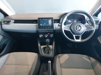Used Renault Clio 2024 for sale - 75424160: Photo