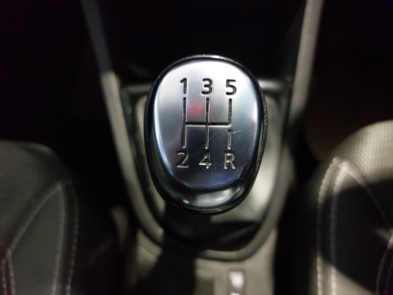 Used Renault Clio 2018 for sale - 76683676: Photo 13