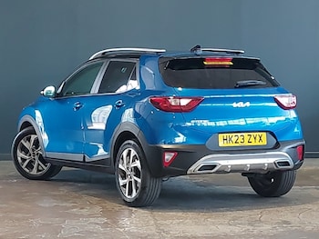 Used Kia Stonic 2023 for sale - 79517362: Photo