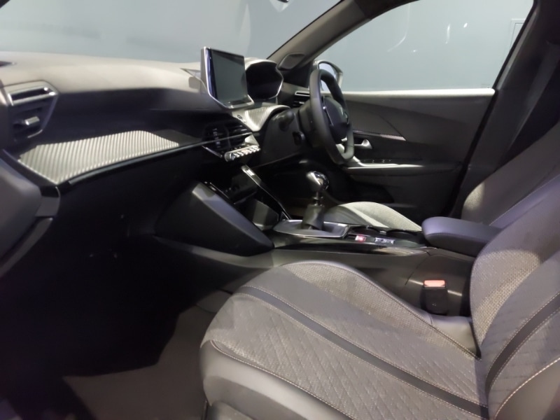 Used Peugeot 2008 2025 for sale - 77329810: Photo 5