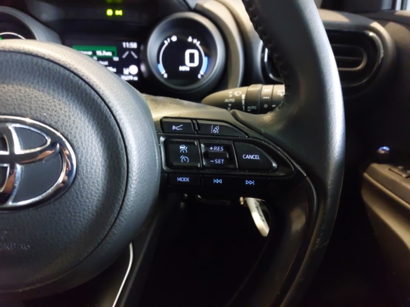 Used Toyota Yaris 2022 for sale - 77889481: Photo 11