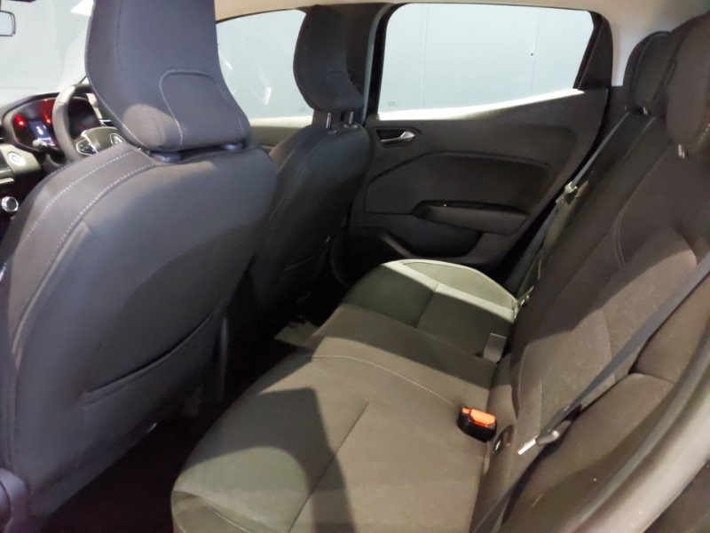 Used Renault Clio 2021 for sale - 77299680: Photo 6