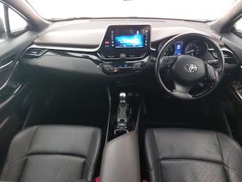 Used Toyota C-HR 2019 for sale - 75926335: Photo