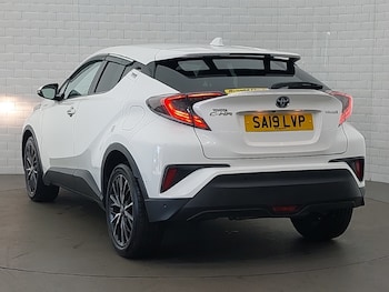 Used Toyota C-HR 2019 for sale - 75926335: Photo