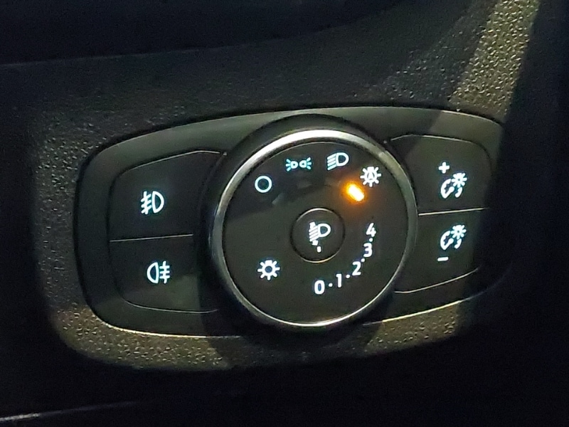 Used Ford Fiesta 2018 for sale - 77265303: Photo 19