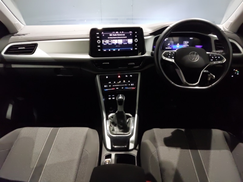 Used Volkswagen T-Roc 2023 for sale - 77584997: Photo 2