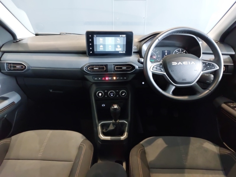 Used Dacia Sandero Stepway 2023 for sale - 76947452: Photo 2