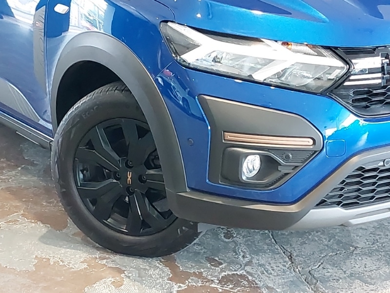 Used Dacia Sandero Stepway 2023 for sale - 76947452: Photo 9