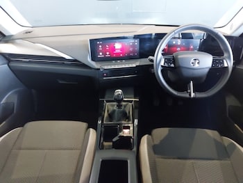 Used Vauxhall Astra 2023 for sale - 79332544: Photo