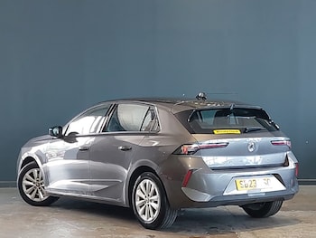 Used Vauxhall Astra 2023 for sale - 79332544: Photo