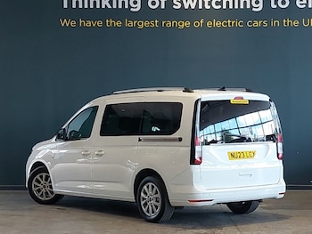 Used Ford Tourneo Connect 2023 for sale - 78791010: Photo