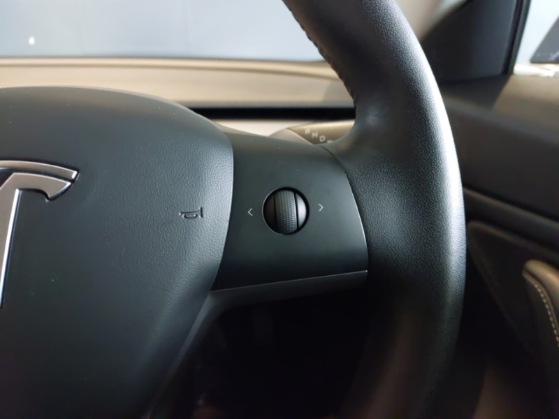 Used Tesla Model 3 2020 for sale - 76450766: Photo 11