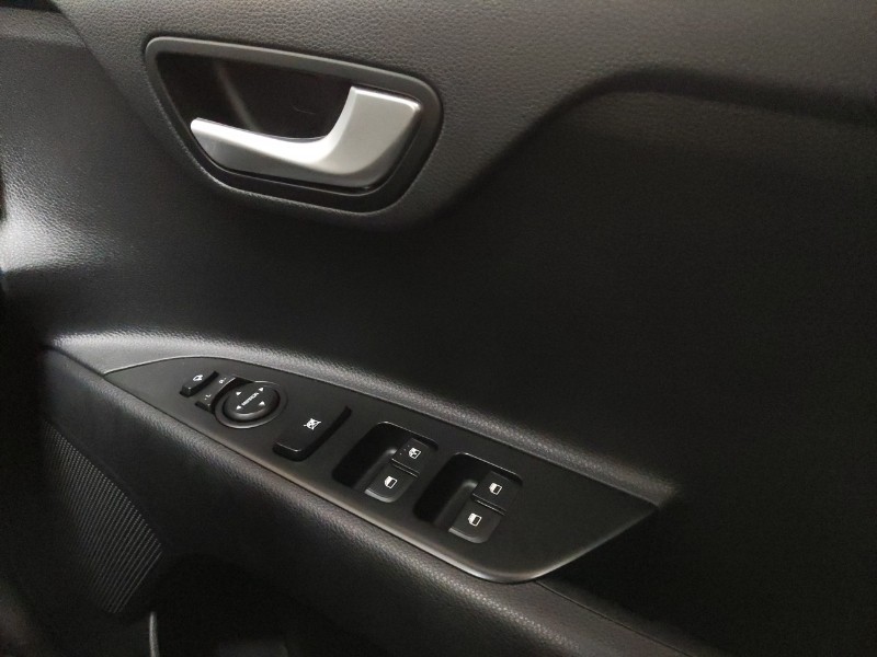 Used Kia Stonic 2023 for sale - 76401106: Photo 16