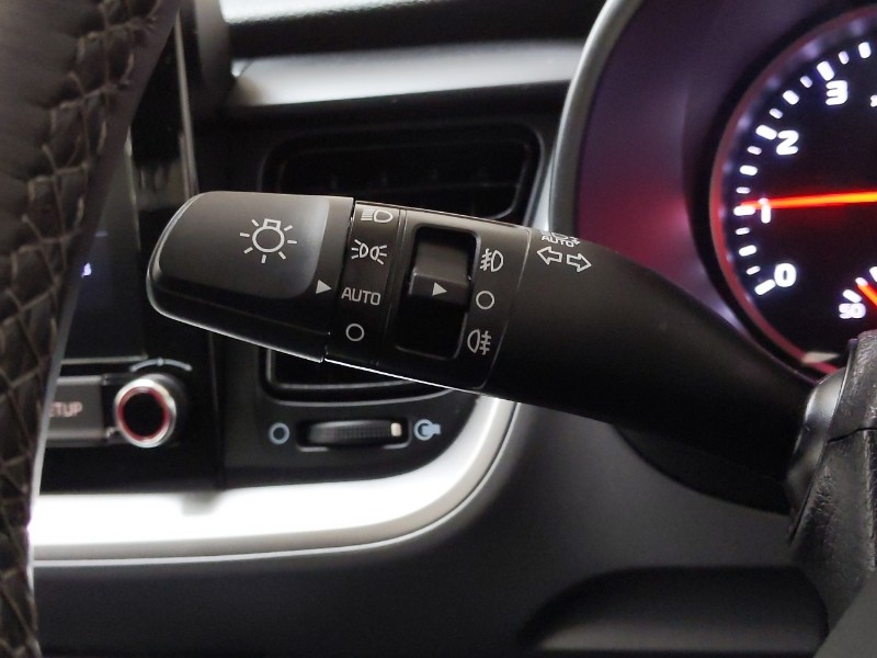 Used Kia Stonic 2023 for sale - 76401106: Photo 17