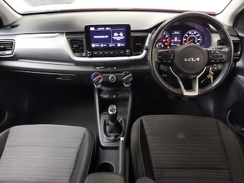 Used Kia Stonic 2023 for sale - 76401106: Photo