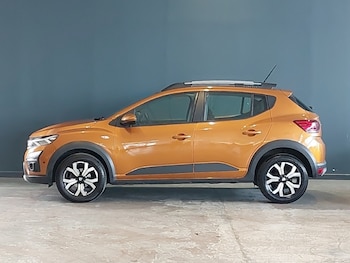 Used Dacia Sandero Stepway 2022 for sale - 79573397: Photo