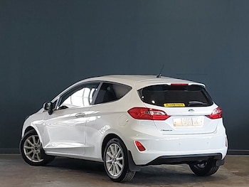 Used Ford Fiesta 2017 for sale - 78559711: Photo