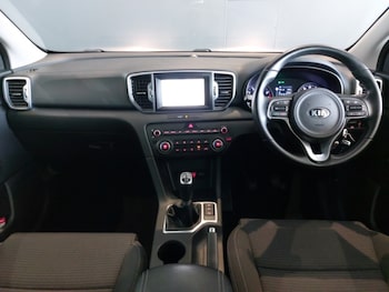 Used Kia Sportage 2017 for sale - 78617063: Photo