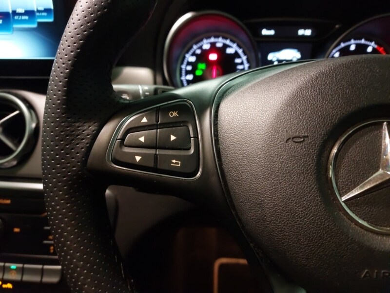 Used Mercedes-Benz GLA 2019 for sale - 77366190: Photo 10