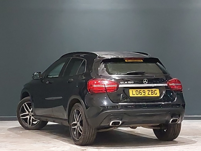 Used Mercedes-Benz GLA 2019 for sale - 77366190: Photo 3