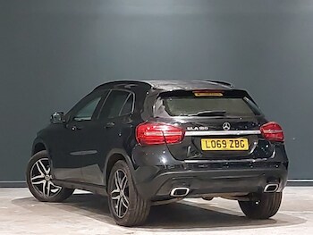 Used Mercedes-Benz GLA 2019 for sale - 77366190: Photo