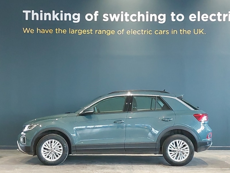 Used Volkswagen T-Roc 2022 for sale - 77556206: Photo 4