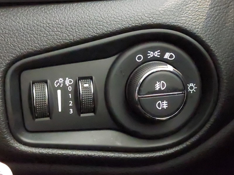 Used Jeep Renegade 2021 for sale - 76827187: Photo 19