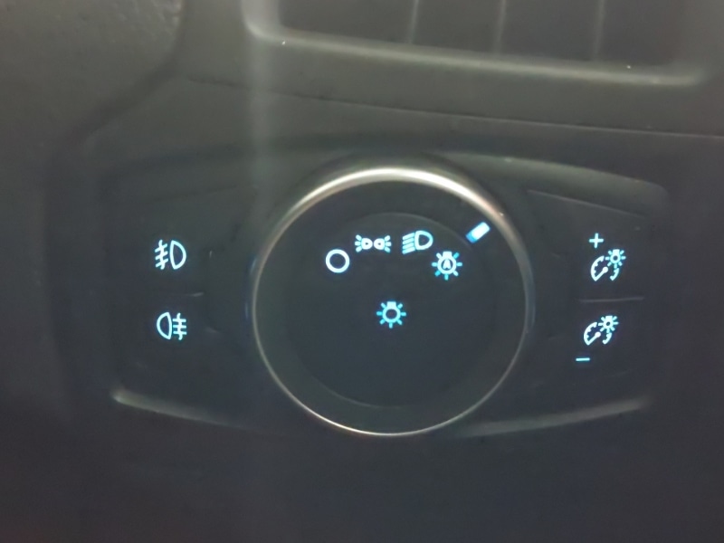 Used Ford Focus 2017 for sale - 77357891: Photo 19