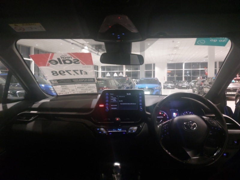 Used Toyota C-HR 2022 for sale - 77066042: Photo 2