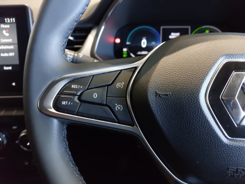 Used Renault Captur 2023 for sale - 76393116: Photo 10