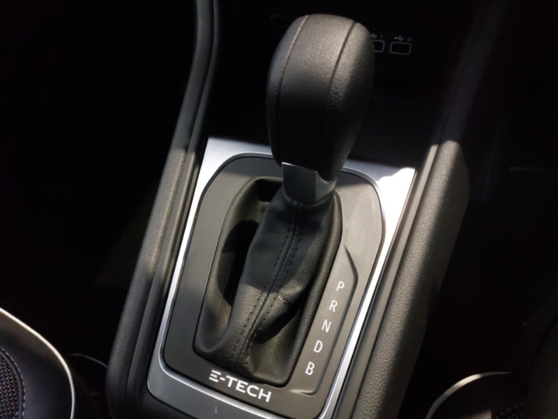 Used Renault Captur 2023 for sale - 76393116: Photo 17